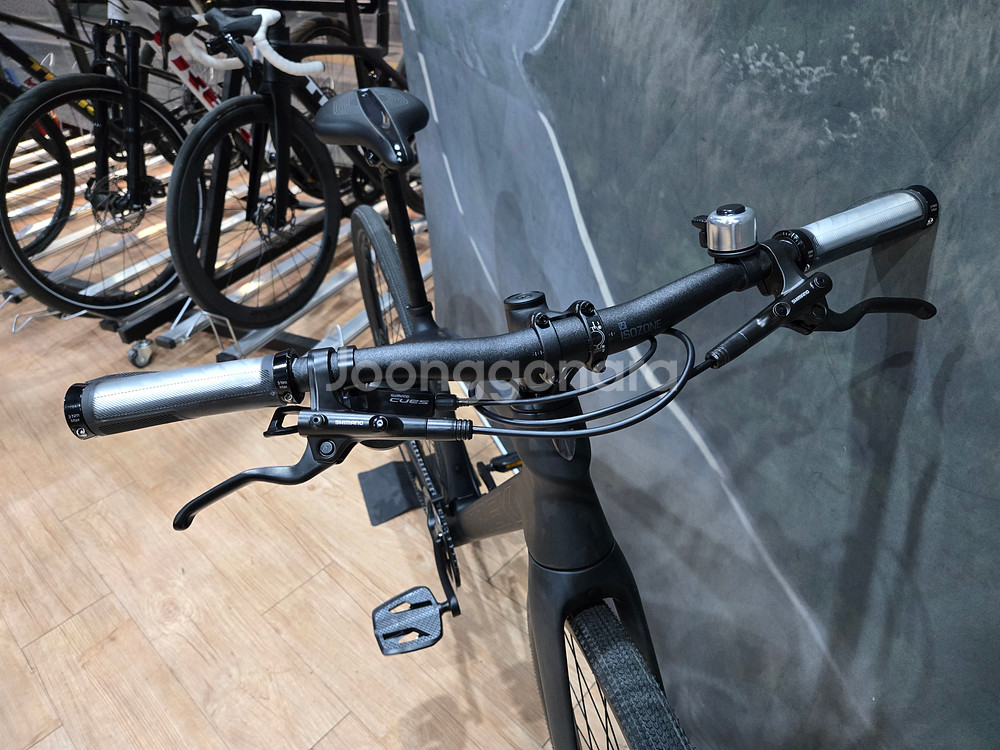 26 트렉 FX 4 카본 하이브리드 자전거 (S사이즈)--9