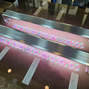 아쿠아가든 수초조명 LED cielo-c rgb 900 이미지