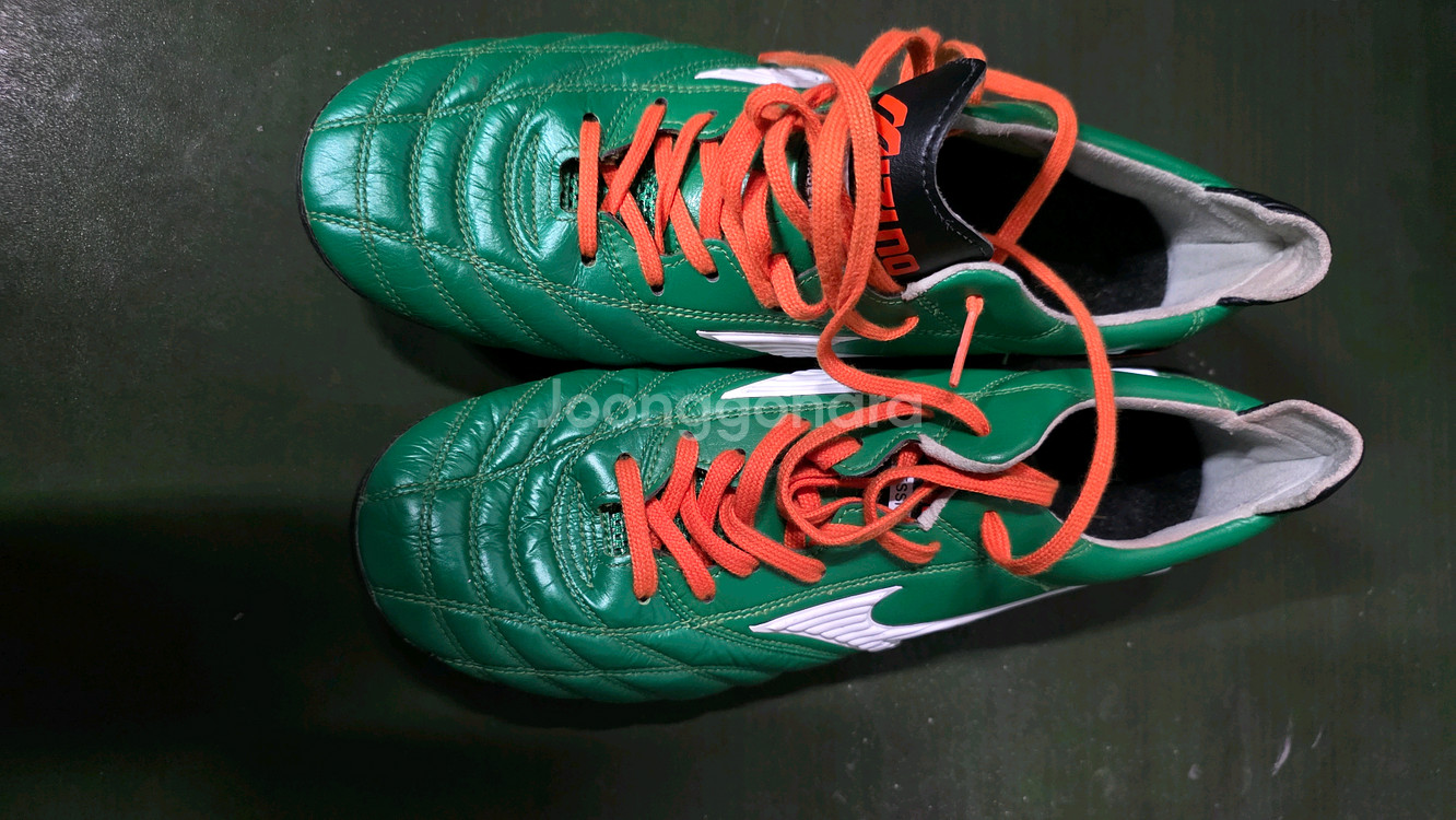 미즈노 모렐리아 축구화 270mm--1