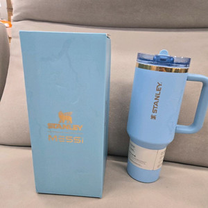 스탠리 퀜처 프로투어 텀블러 40oz (1.18L)