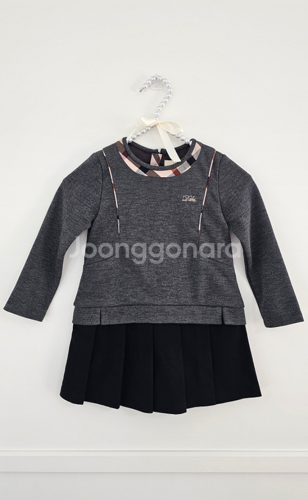 닥스키즈 플리츠 원피스 100사이즈--0