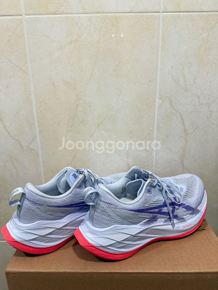 아식스 슈퍼블라스트2 러닝화 270mm--2