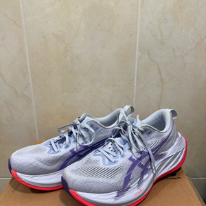 아식스 슈퍼블라스트2 러닝화 270mm