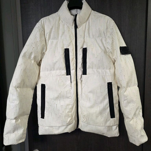 스톤아일랜드 쉐도우 프로젝트 레이저 폴리-하이드 2 레이어 다운 패딩