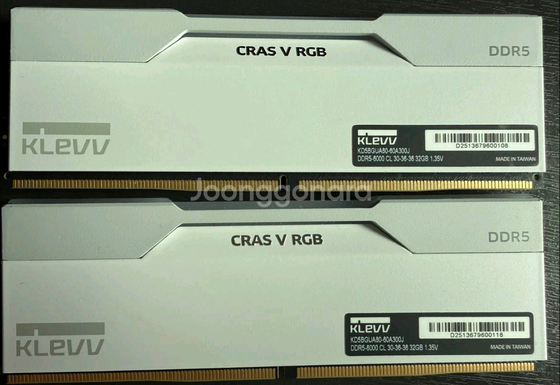 ESSENCORE KLEVV DDR5-6000 CL30 CRAS V RGB 화이트 (64GB(32Gx2)) 판매--1