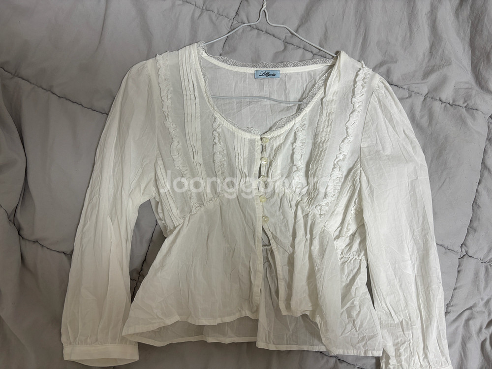 lillycotts 릴리코츠 Lia 블라우스 급처분--3