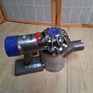 다이슨 V8 무선청소기 세트