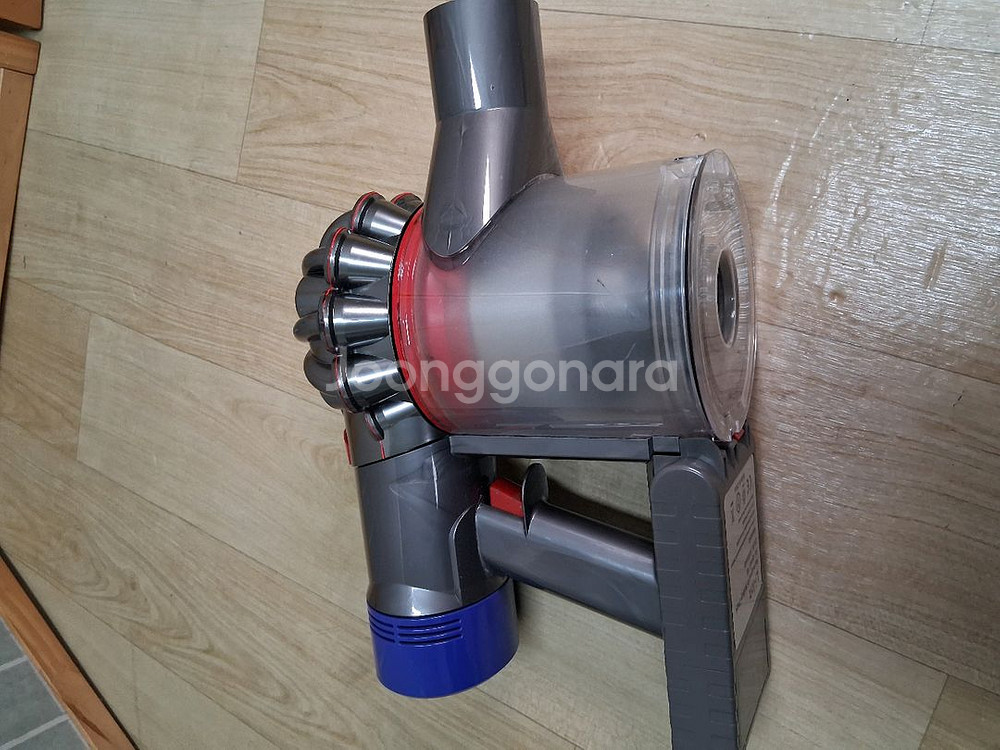 다이슨 V8 무선청소기 세트--4