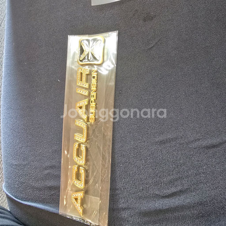 아쿠에어 큐빅 엠블럼 1개 정션 스티커 1장 팝니다 15마넌--1