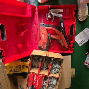 힐티 타정기 GX-120