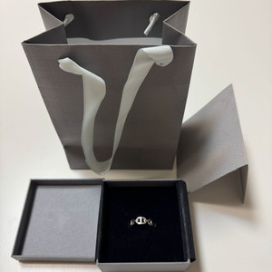 18K 에르메* 샹달 디자인 반지 화이트골드 14호