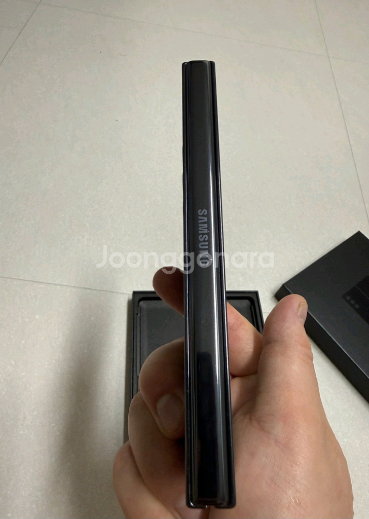 갤럭시 폴드5 256gb SS급 판매해요--3