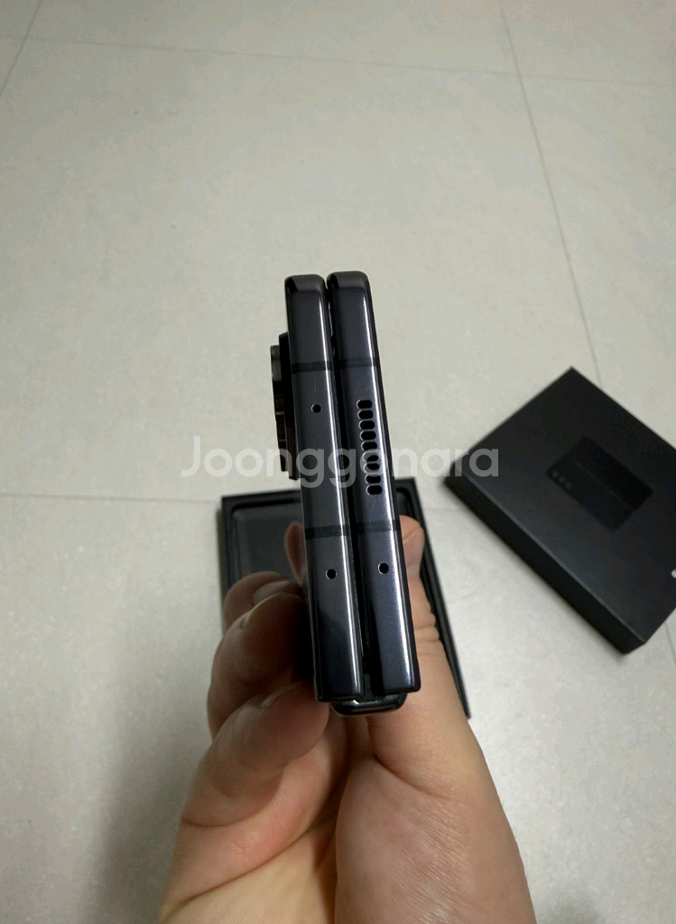 갤럭시 폴드5 256gb SS급 판매해요--6