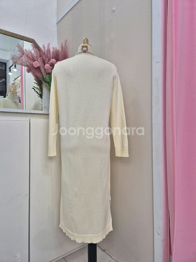 브이넥 크림 아이보리 니트 롱 원피스 (프리사이즈)--3