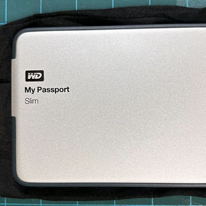WD 1TB 외장하드 (My Passport Slim)