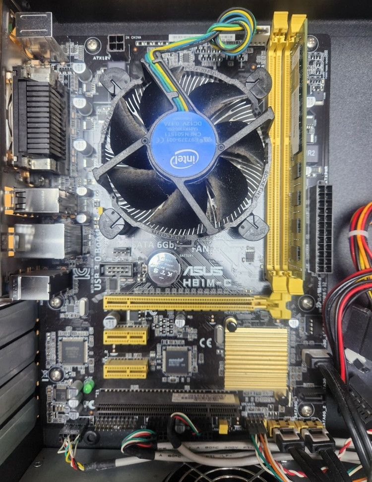 [10대가능] [중고 본체 미니] 인텔 CPU I3 4170 + 메인보드 H81M DDR3 8G 정품 스티커 이미지
