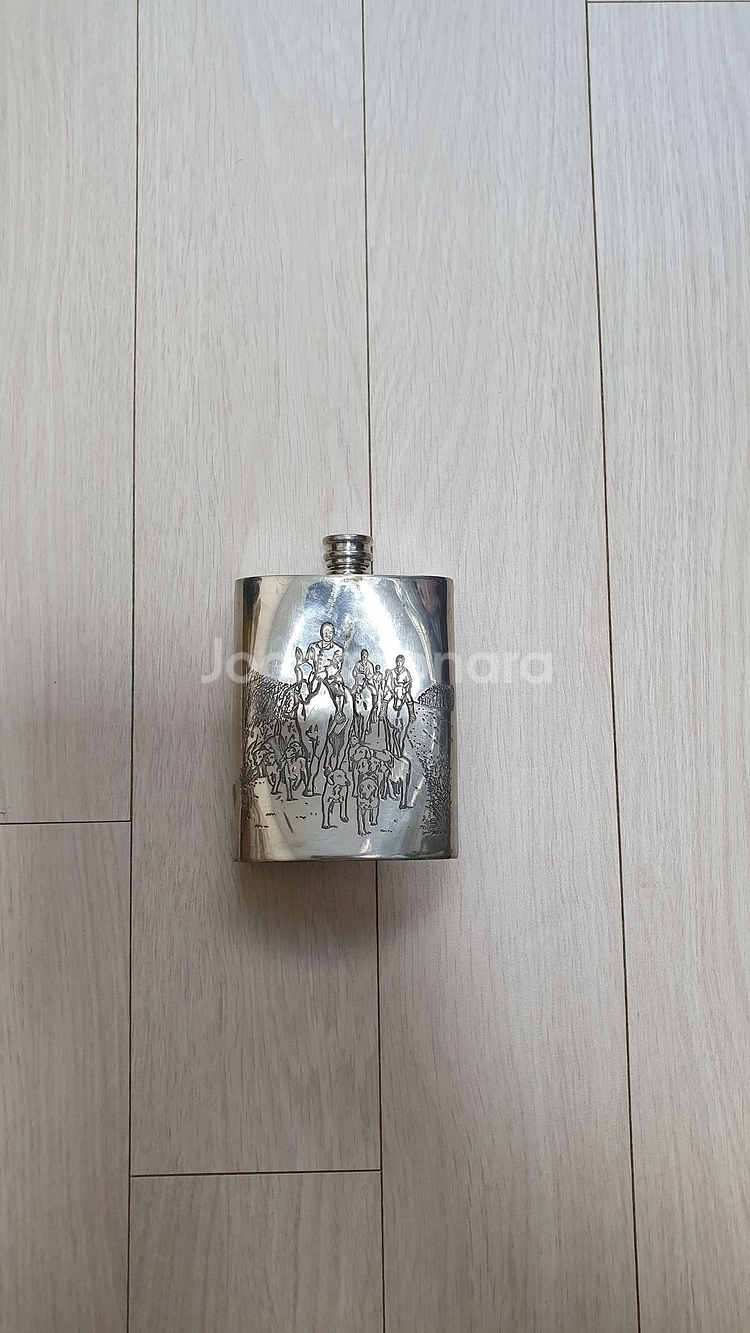 영국제파인더브로보틀--0