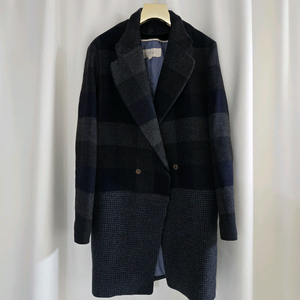 오즈세컨 체크 코트