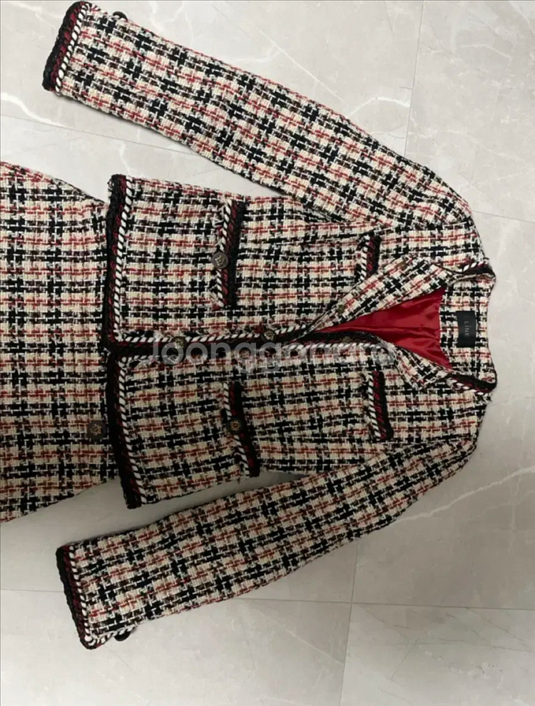 라인 트위드 셋업--1