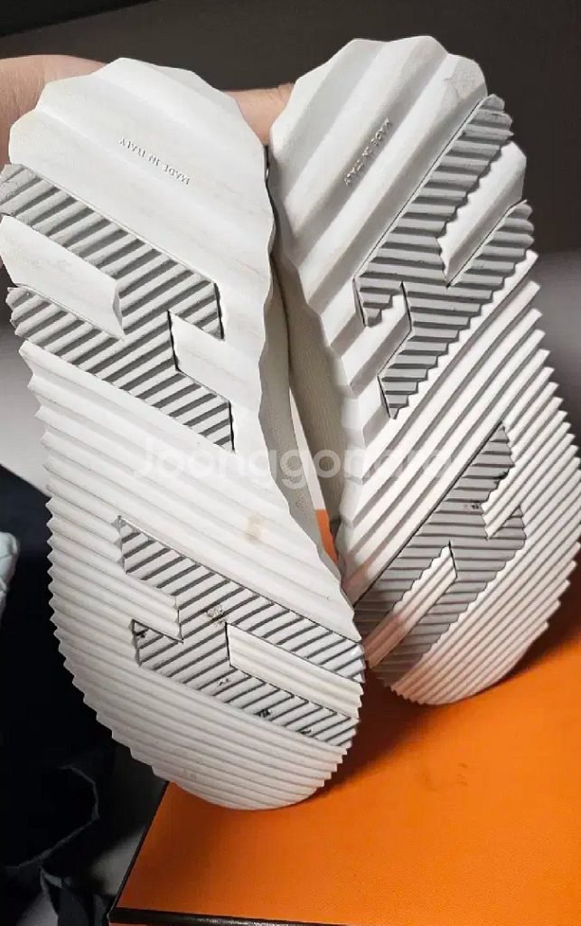 에르메스 바운싱 여성 스니커즈--3