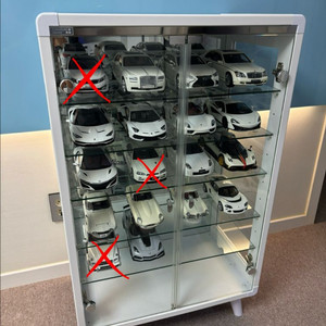 1:18 다이캐스트 오토아트 여러대 판매합니다.