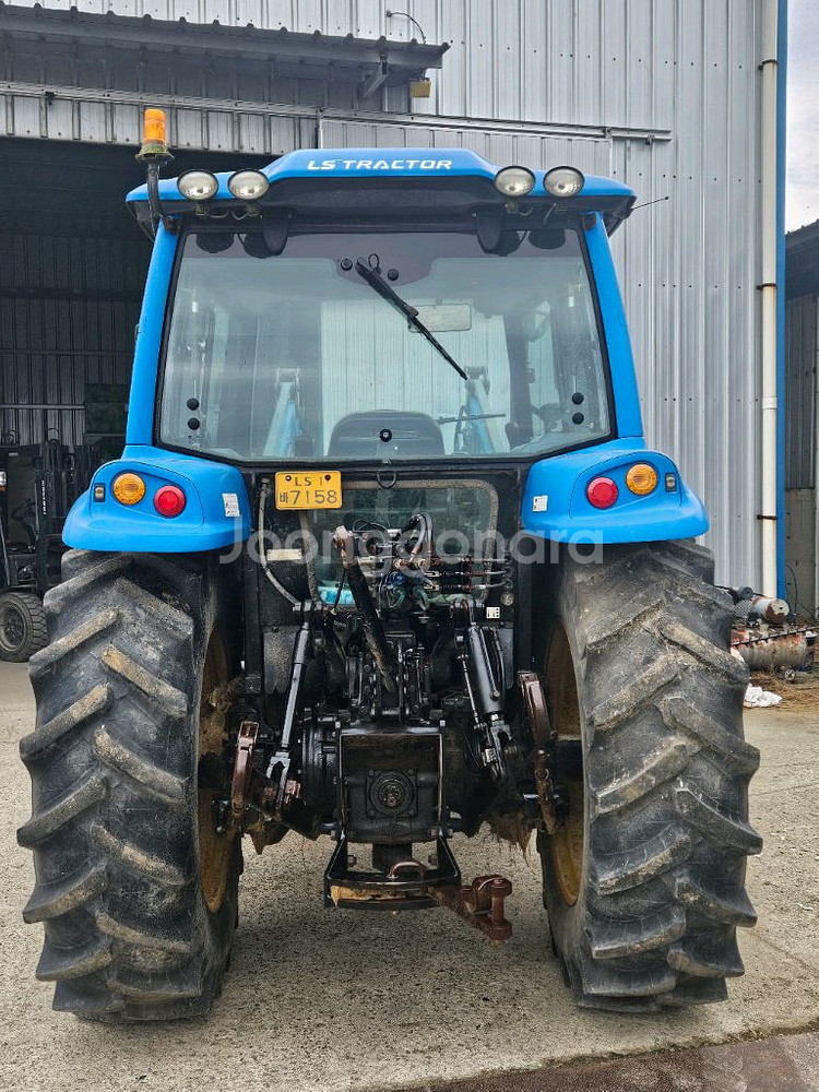 97마력 트랙터--1