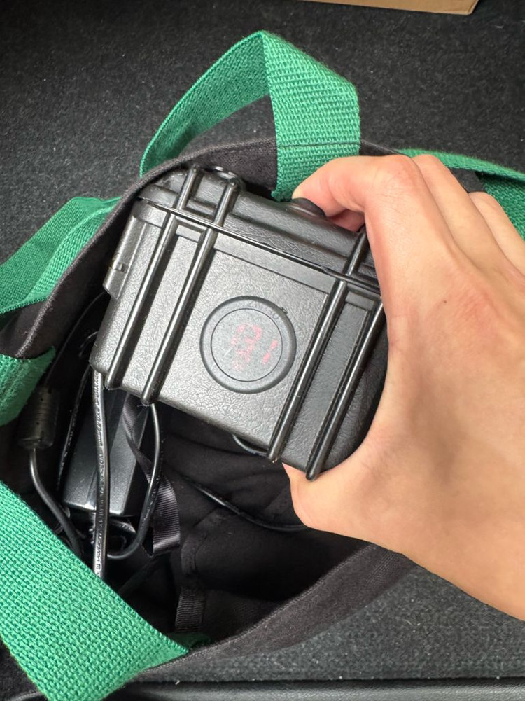 큐브스트리트ex + 전용파워뱅크(어댑터 모두있음, 충전케이블포함), 전용케리어 일괄판매 이미지