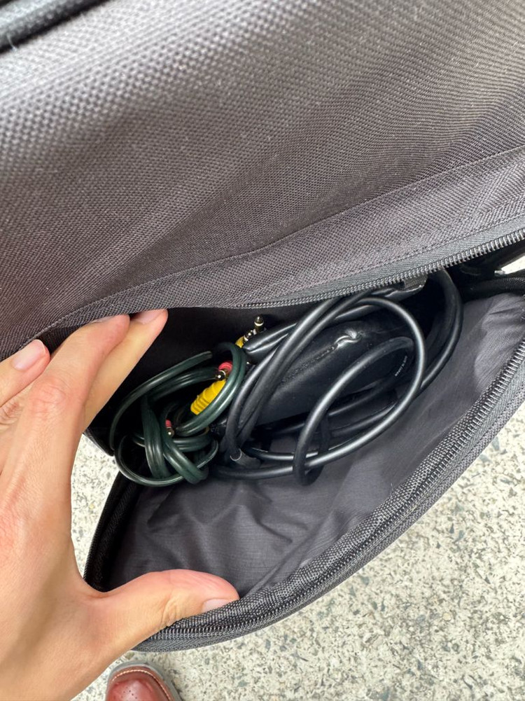 큐브스트리트ex + 전용파워뱅크(어댑터 모두있음, 충전케이블포함), 전용케리어 일괄판매 이미지