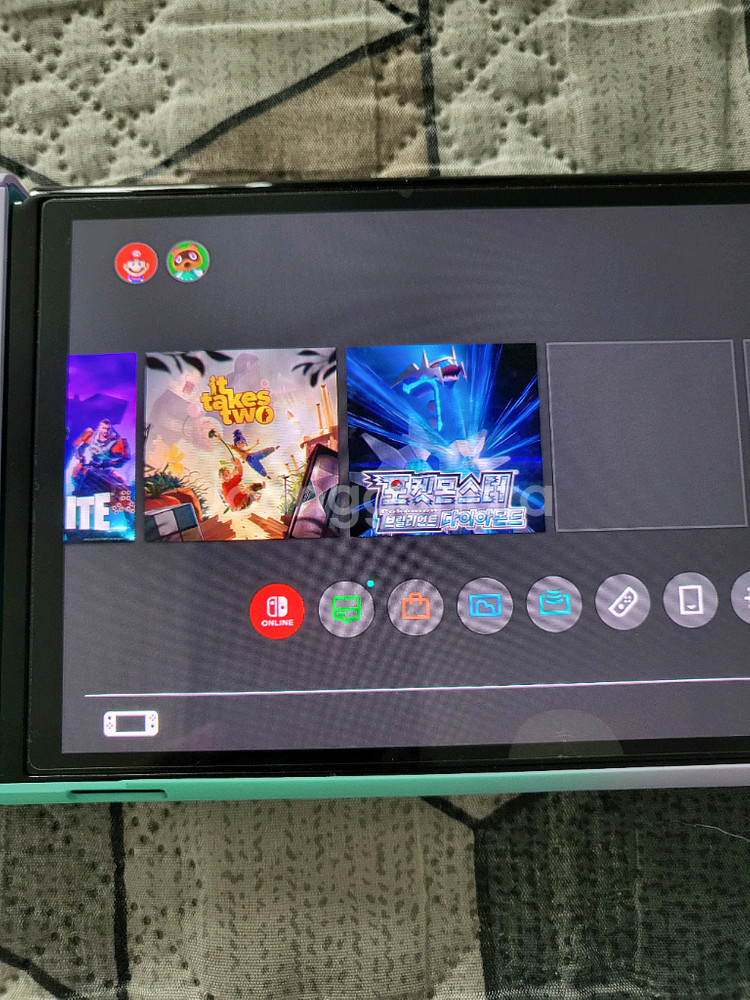 닌텐도 스위치 OLED 본체 + 케이스 세트--2