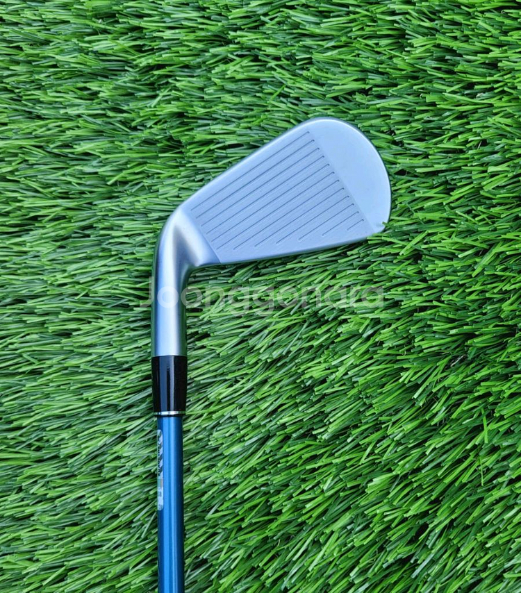 스릭슨 25년 신형 ZXI 2번18도 드라이빙 아이언--2