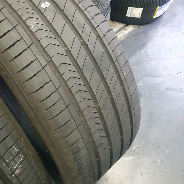 255 45 19 2554519금호마제스티 2짝판매합니다--4