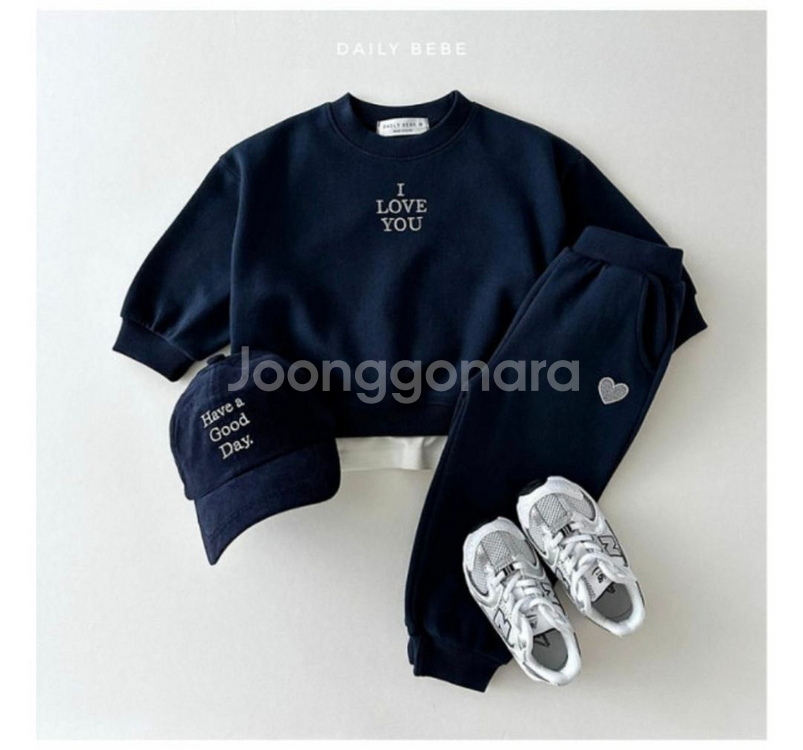 새제품)데일리베베 러브 자수 상하복 세트 L 네이비,그린 쌍둥이가능 (100-110사이즈)--1