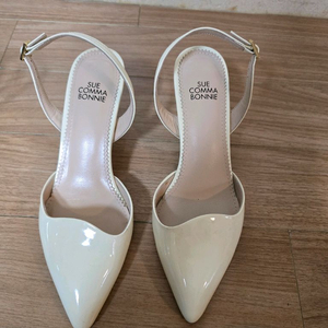 슈콤마보니 슬링백 힐 235