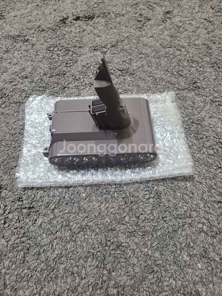 다이슨 V7 무선청소기 대용량 배터리 (새상품)(480--0