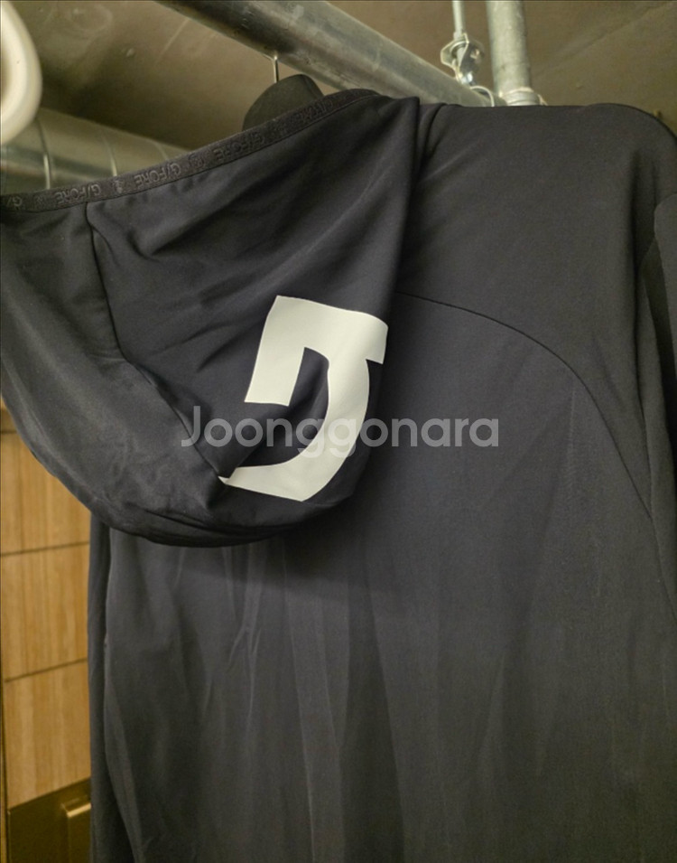 지포어 후드 블랙 긴팔(국내정품, 2회 착용)--2