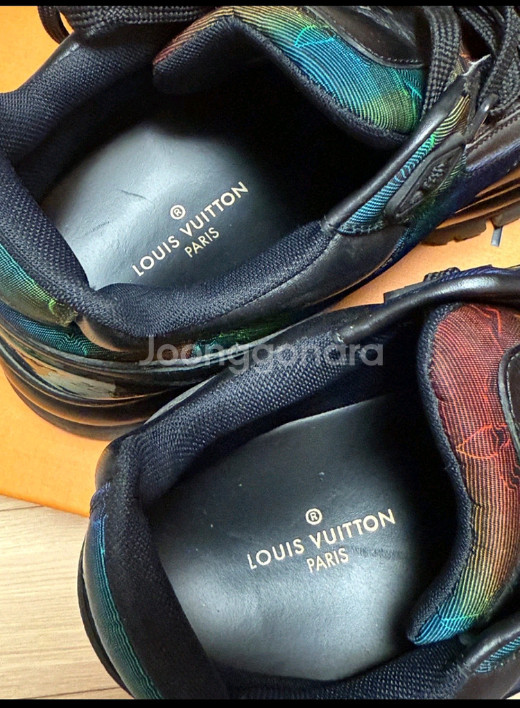 루이비통 트레이너 스니커즈!!--2