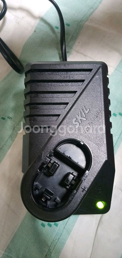 SKIL 7.2V/14.4V 배터리 충전기--3