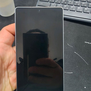 S25 울트라 자급제 512 화이트 팝니다.