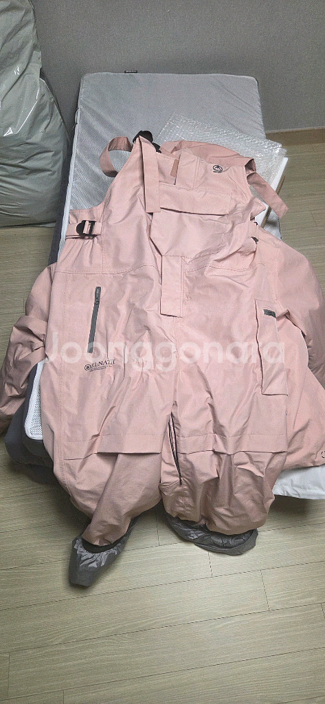 엘나스 보드복 판매합니다--1