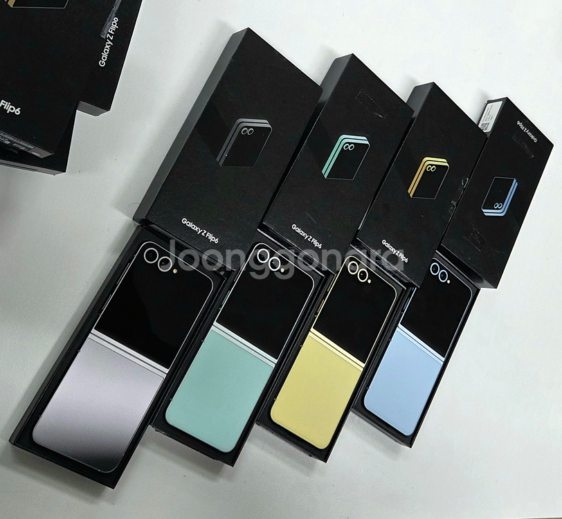 갤럭시 Z플립6_256G 자급제 단순개봉 새 상품 판매 합니다.[71.9만]--0