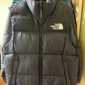 노스페이스 조끼패딩 블랙