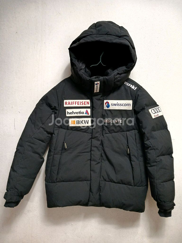 데상트 키즈 스키복 패딩 다운점퍼 사이즈 140--0