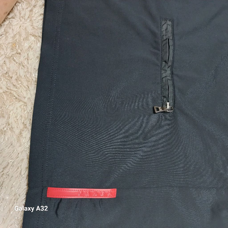 프라다 폴로셔츠 XL--3