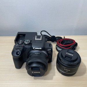 캐논 EOS R10/ 18-45번들렌즈/ RF 50.8 단렌즈