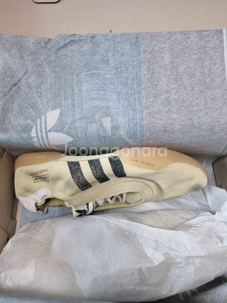 아디다스 x 송 포 더 뮤트 태권도 메이 크림 화이트 코어 블랙 265--0