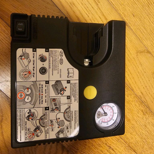 휴대용 자동차 콤프레셔 팝니다