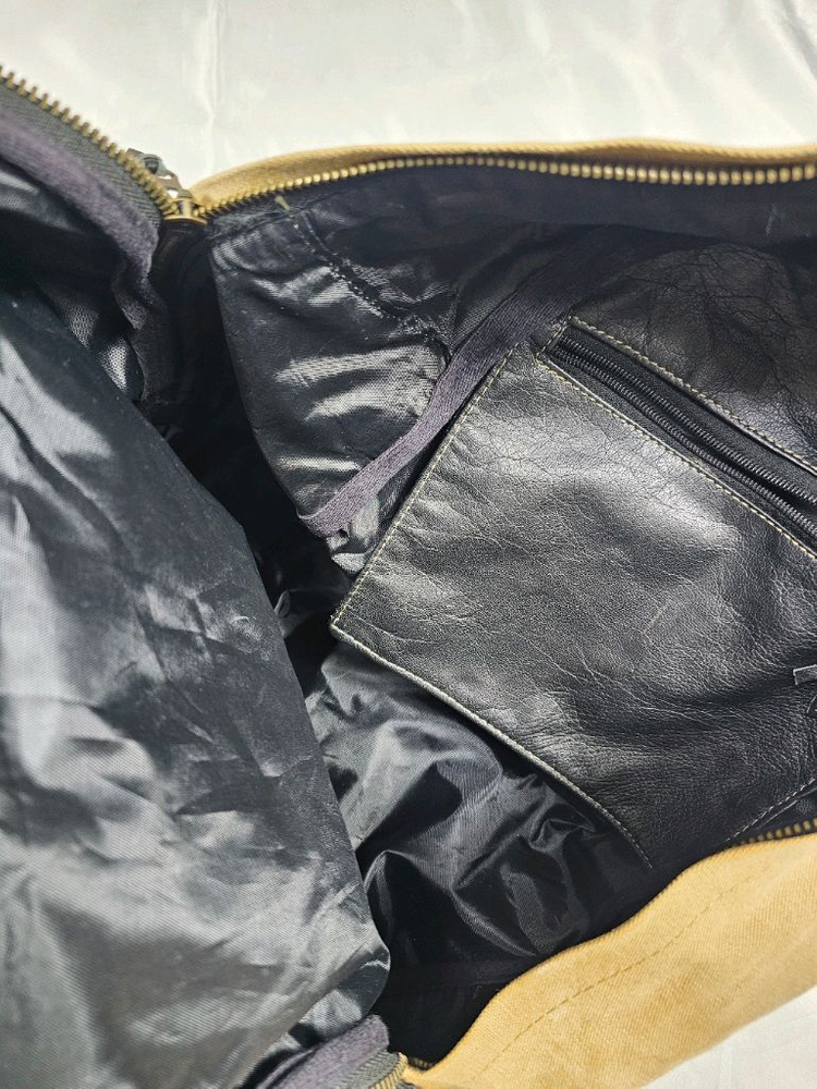 칼하트리폼백팩 이미지