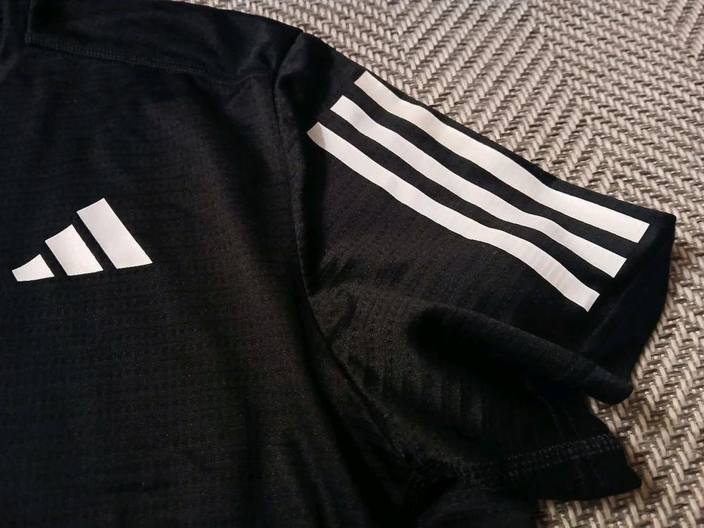 서울 마라톤 아디다스 티셔츠 팝니다--2