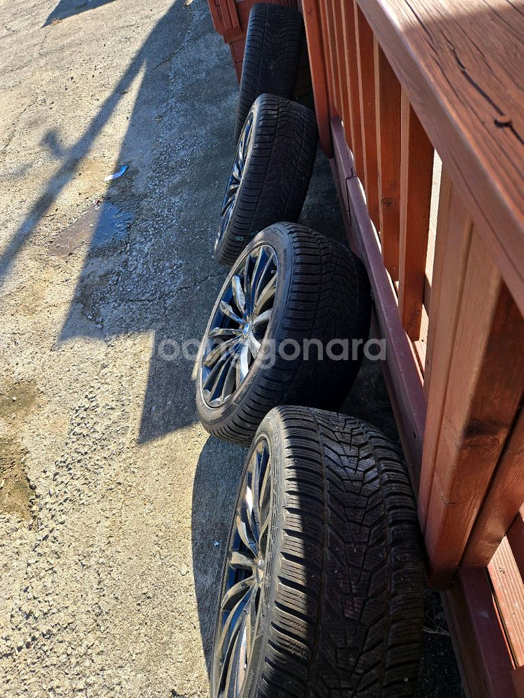 BMW 6GT 19인치 순정 휠+윈터타이어 세트--1