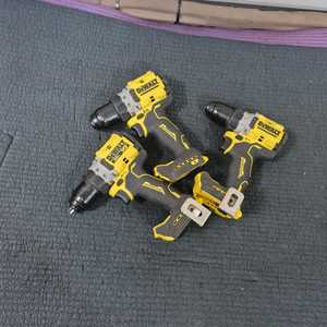 디월트충전드릴DCD800 신형본체만 개당가격